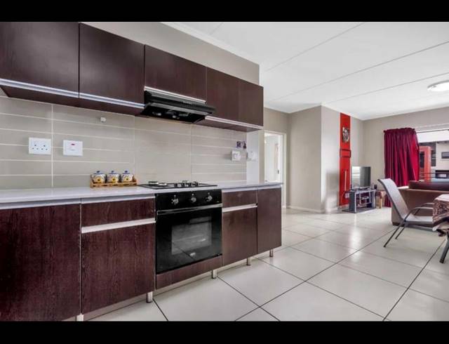 2 BEDROOM PROPERTY TO RENT IN DAINFERN